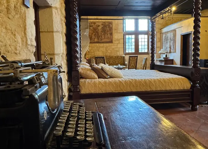 Apartament Chateau De Saint Maurice La Peyrouse du Boucher